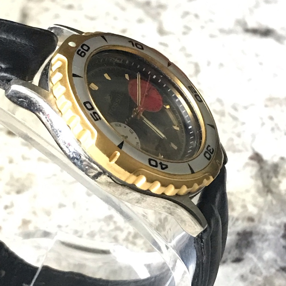 1992 RARE FOSSIL CHRONOGRAPH WATCH BQ-8418 - Picture 2 of 5